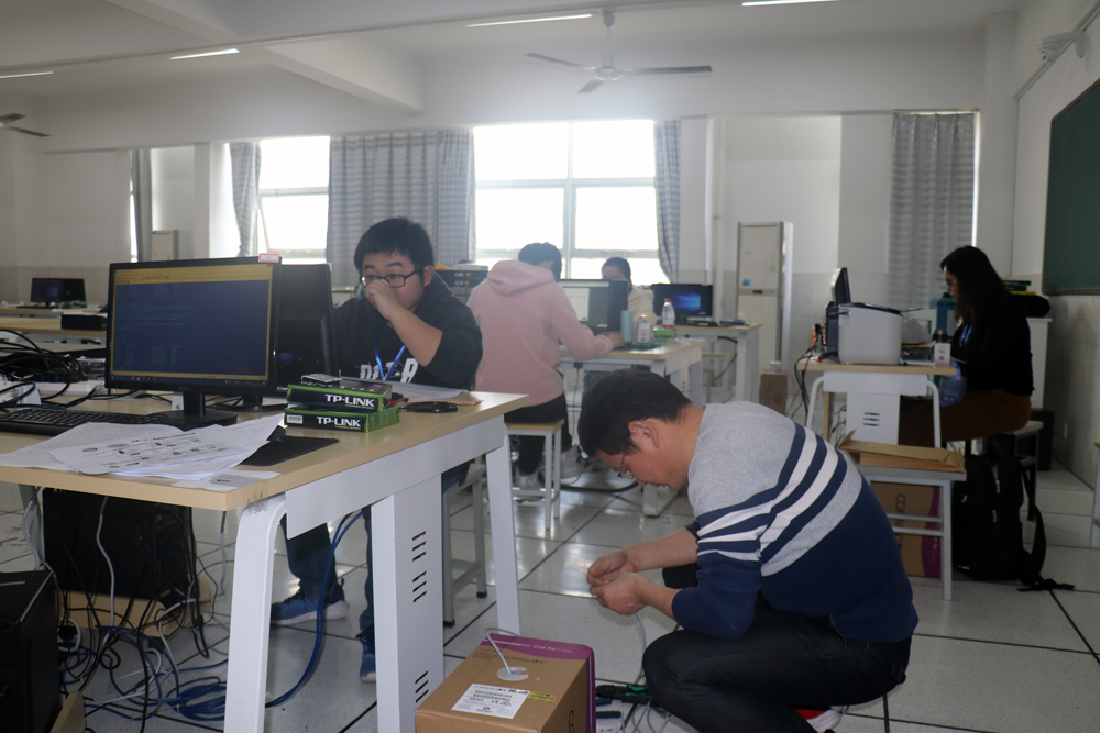計算機教研室全力參與市技能大賽信息技術類賽事組織工作，展現專業擔當與南京風采